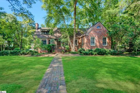 305 E Hillcrest Drive