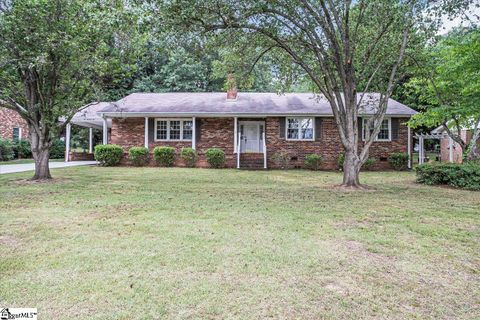 105 Riviera Drive