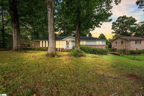 5 Tazewell Drive