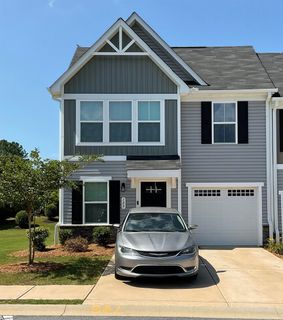 109 Englefield Drive sold home in Fountain Inn Townes, Fountain Inn, SC