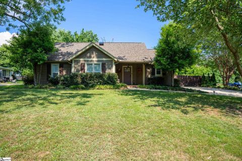 203 Walker Way sold home in Walkers Crossing, Simpsonville, SC