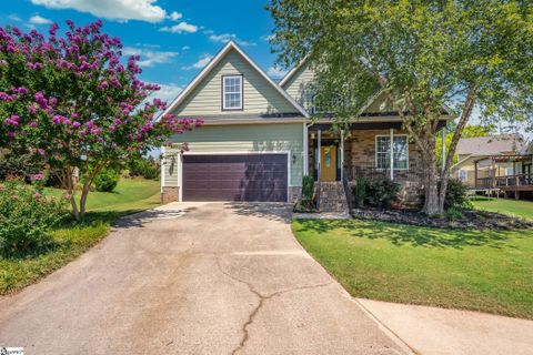4 Timbernotch Court