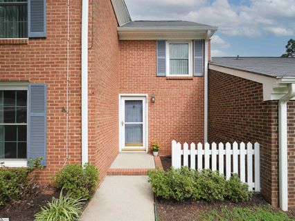 305 Wenwood Circle sold home in Wenwood Towns, Greenville, SC