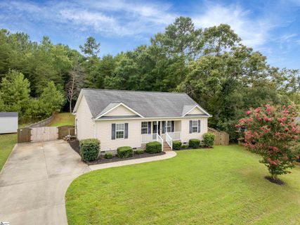 104 E King Road sold home in Cockrell Ridge, Greer, SC