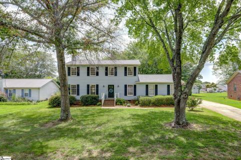 601 Hedgewood Terrace