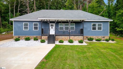 148 Choestoea Road sold home in Foxwood Hill, Westminster, SC