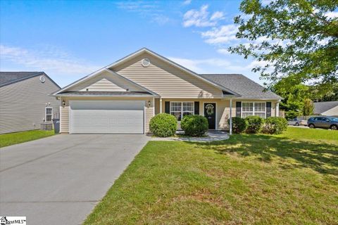 100 Apa Way sold home in Lenhardt Village, Greenville, SC