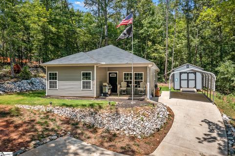 1003 Sussex Drive sold home in Foxwood Hill, Westminster, SC