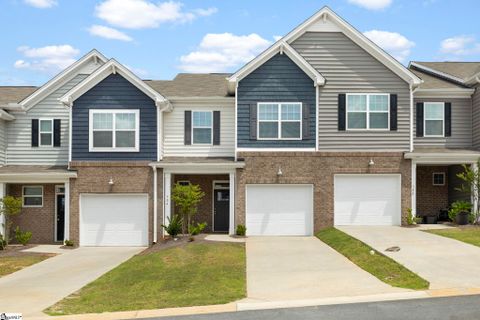 304 E Compass Way