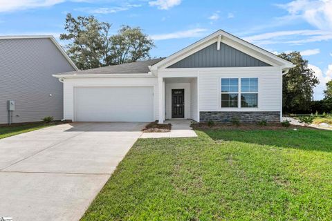102 Southern Magnolia Lane