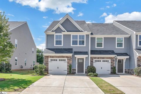 125 Roundtree Drive