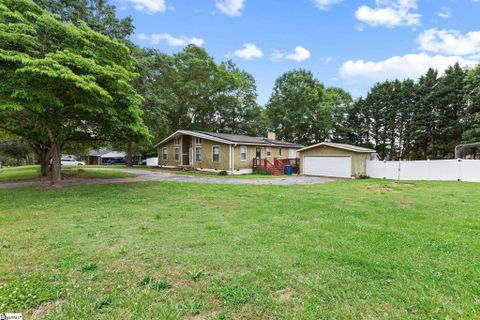 102 Cannon Circle sold home in Pine Brook Forest, Greenville, SC