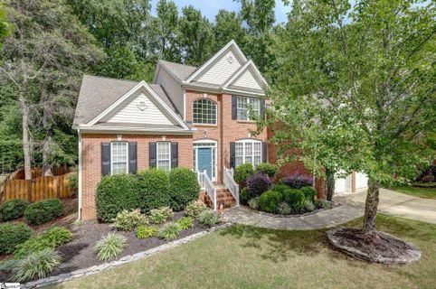 543 Kingsmoor Drive
