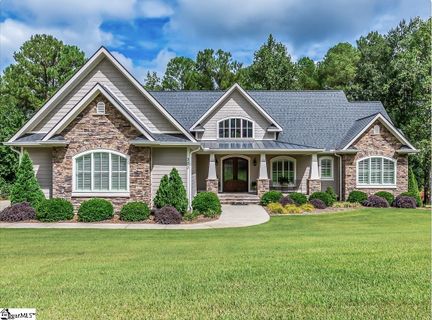 300 Shorewinds Court