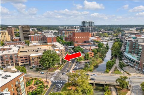 402 River Street sold home in Poinsett Corners, Greenville, SC