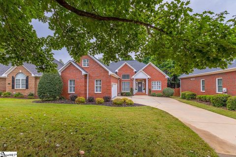 656 Amesbury Lane