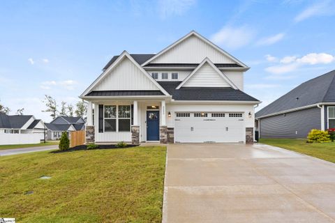2292 Davenport Court