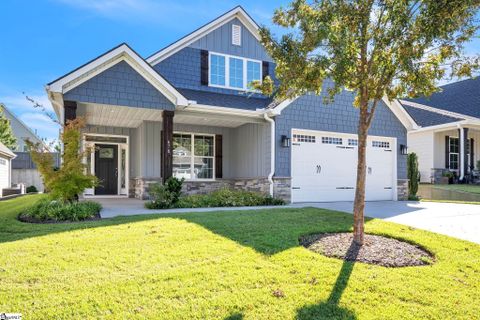 678 Ponden Drive sold home in Stonefield Cottages, Greer, SC