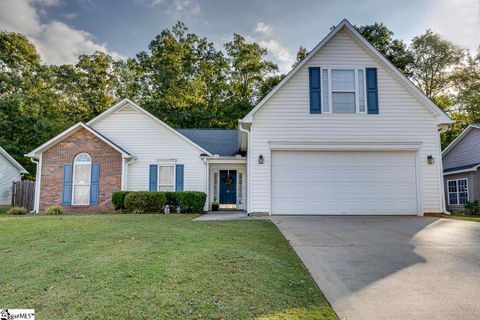 307 Cardinal Woods Way sold home in Cardinal Woods, Easley, SC