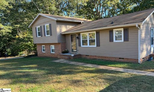 4 Chatwood Court