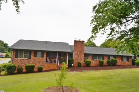 104 Westover Drive sold home in Woodland Forest, Greer, SC
