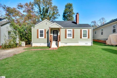 11 Skyland Drive sold home in Skyland, Greenville, SC