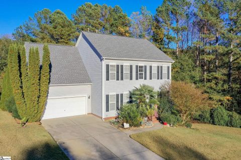 102 Armistead Lane