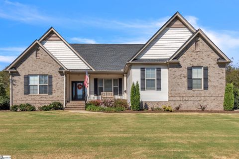 7 Winding Walk Way sold home in Silver Meadows, Taylors, SC
