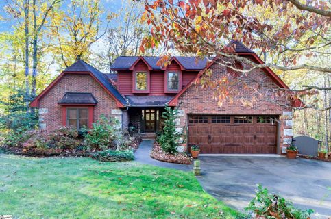 11 Overlook Court sold home in Oak Hollow, Greenville, SC