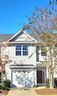 215 Shady Grove Drive sold home in Simpsonville, SC