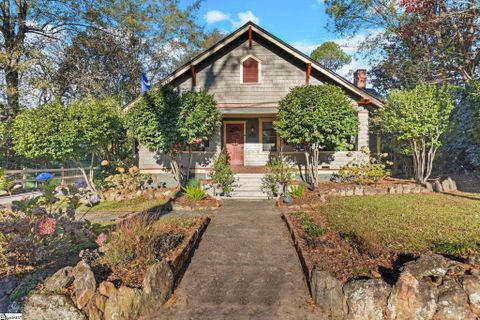 104 Briarcliff Drive