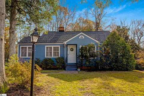 122 Wedgewood Drive