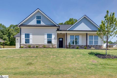 202 Legacy Lane