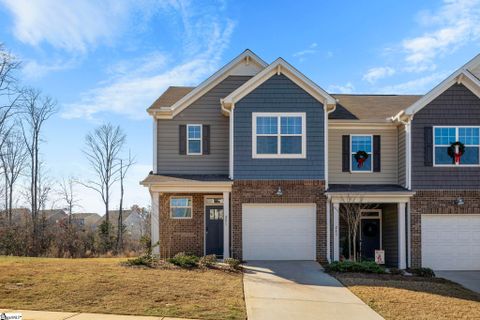 281 E Compass Way