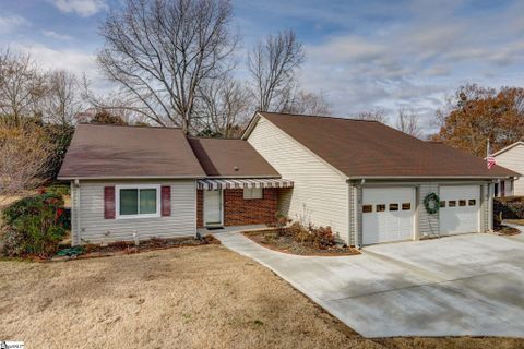 116 N Woodgreen Way