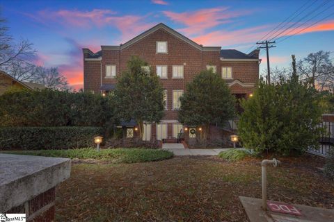 325 Hampton Avenue Unit #107 sold home in The Hamptons, Greenville, SC