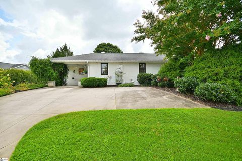 5 Twinflower Drive sold home in Wildflower Meadows, Taylors, SC