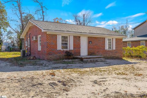 99 Mayfair Drive sold home in Mayfair Estates, Taylors, SC