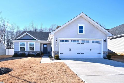 210 Stockland Trail sold home in Durbin Oaks, Fountain Inn, SC