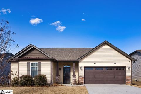 752 Silver Pines Lane sold home in Woods At Pine Ridge, Duncan, SC