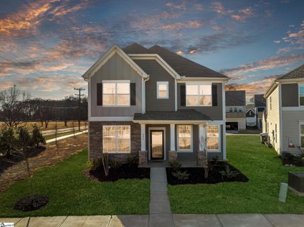 204 Fennec Drive sold home in Fox Tail Cottages, Fountain Inn, SC
