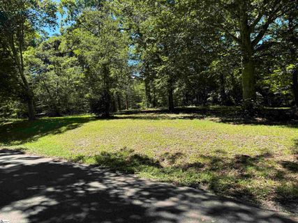 200 Sioux Drive sold home in Englewood Estates, Greenville, SC