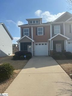 112 Valley Creek Drive sold home in The Townes At Valley Creek, Boiling Springs, SC