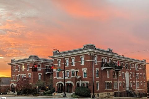 400 E Washington Street Unit 3 sold home in Davenport Condo, Greenville, SC