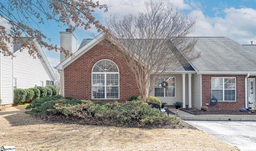 304 Woodruff Park Lane sold home in Townes At Woodruff Park, Simpsonville, SC