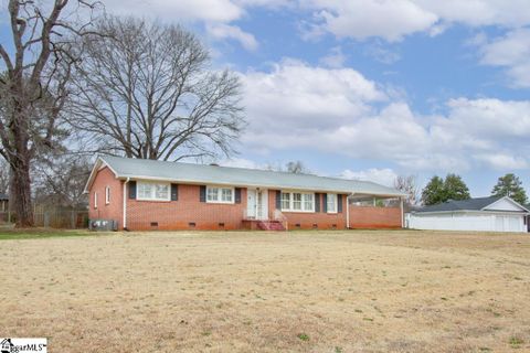 2025 Sheldon Drive