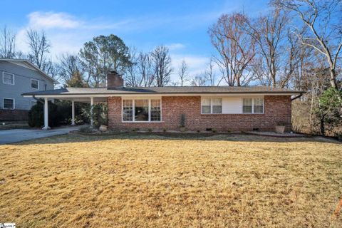 2 Forestdale Drive sold home in Forestdale Heights, Taylors, SC