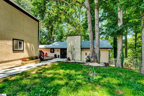 2152 Deloach Drive