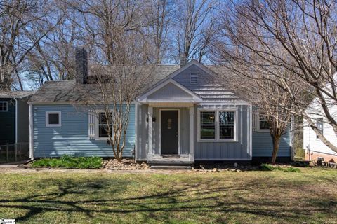 40 Briarcliff Drive