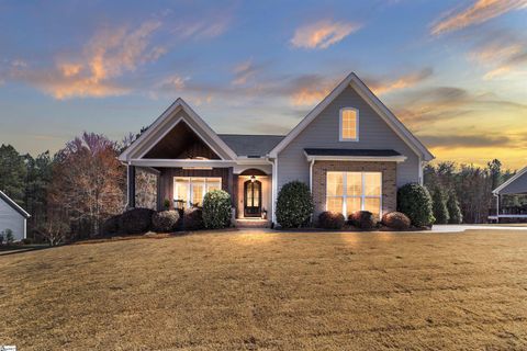 200 Deer Thicket Way sold home in Sanctuary Of Greenville, Taylors, SC